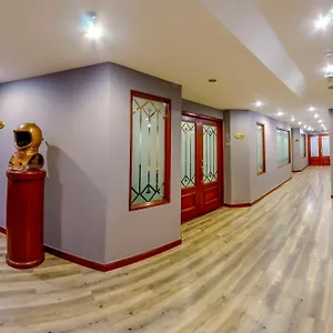 Hotel Nh Royal Cali